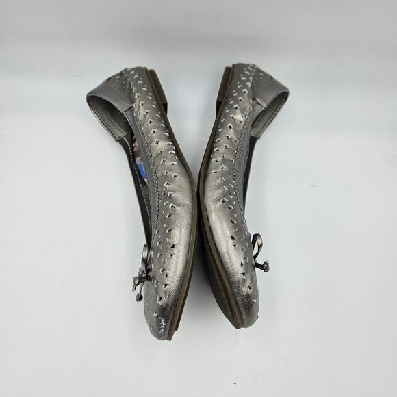 Vionic Womens 9.5 Spark Surin Perforated Ballet Flats Bow Gray Metallic - Picture 3 of 8